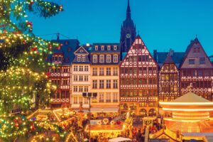 FRANKFURT-FESTIVE-CHRISTMAS-MARKET